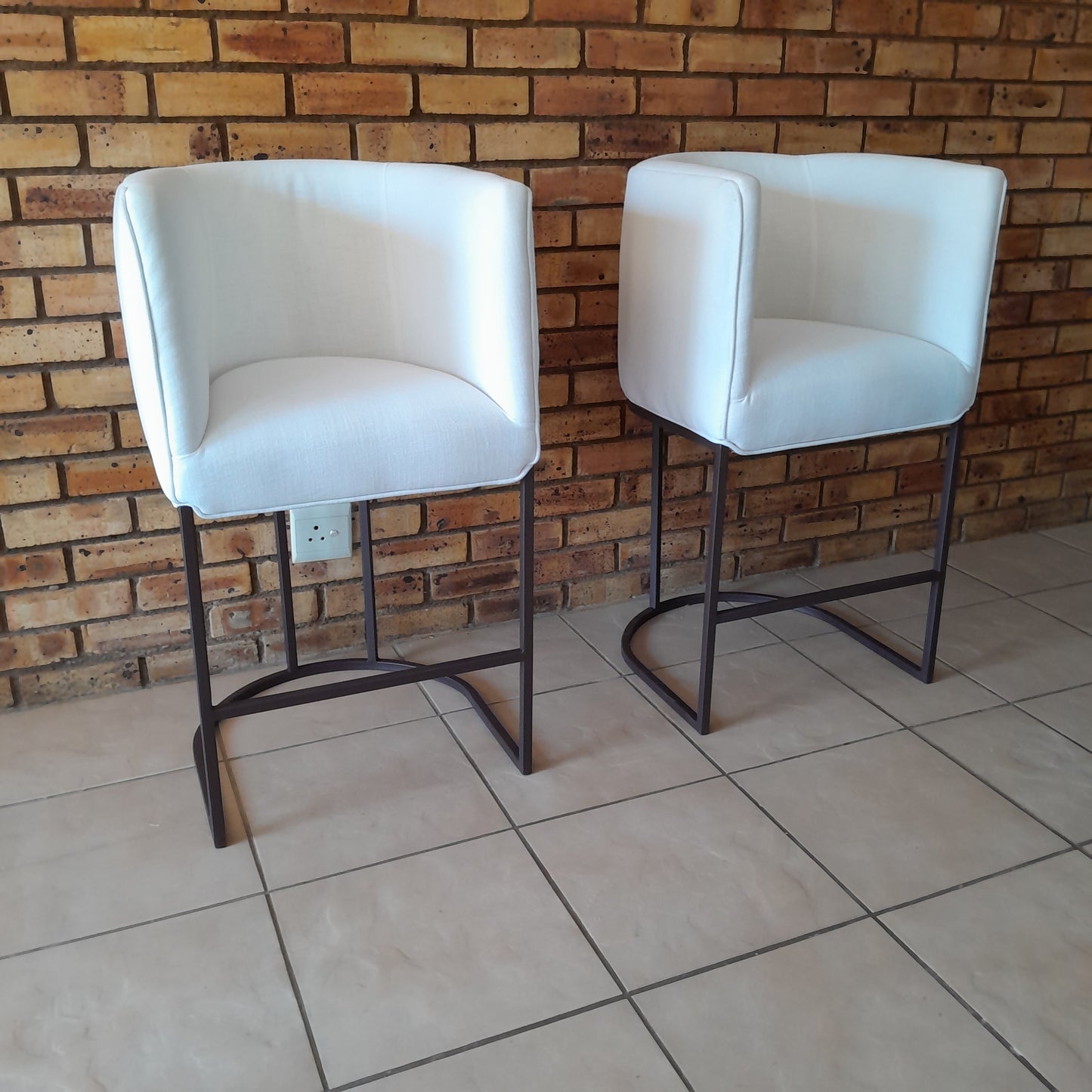 Casual Linen Barstool