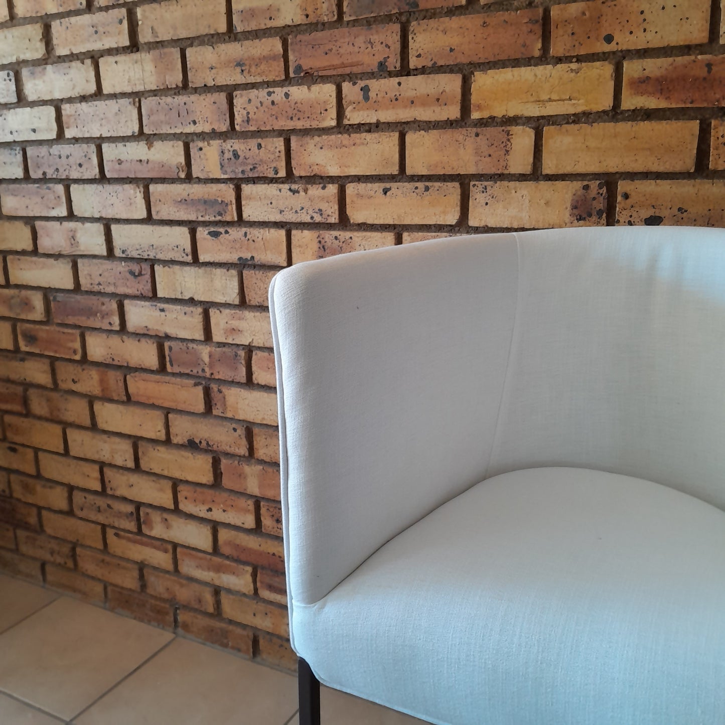 Casual Linen Barstool