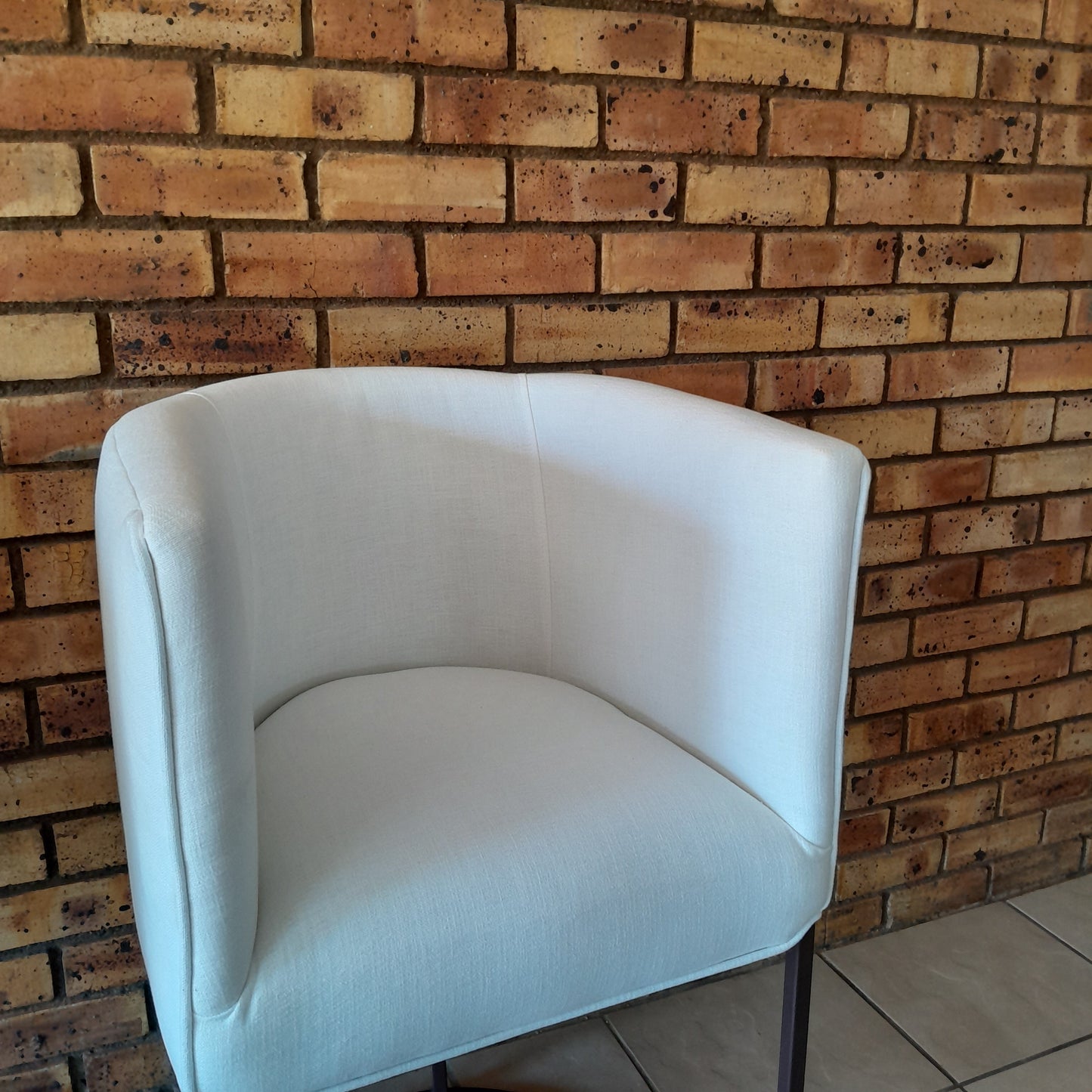 Casual Linen Barstool