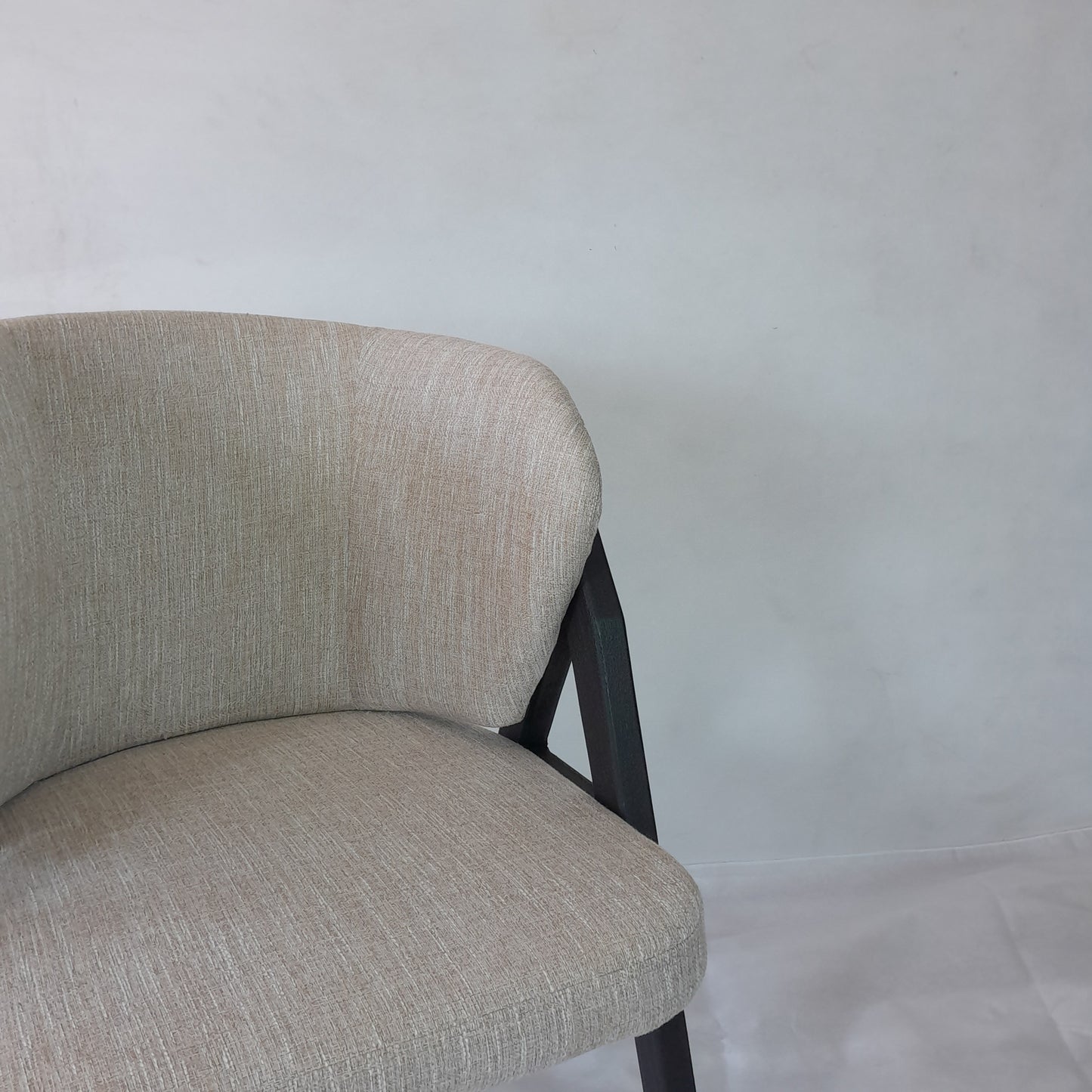 Lucia Linen Dining Room Chair