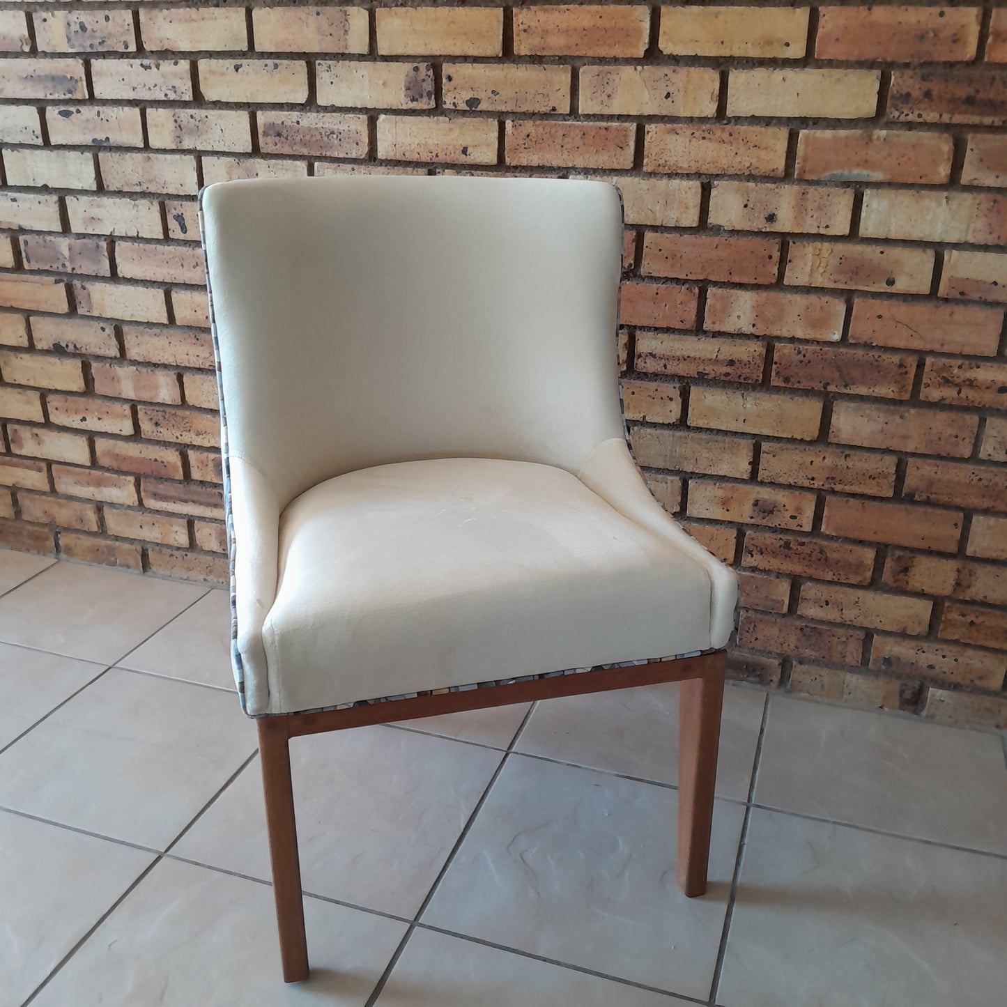 Imbali Dining Room Chair